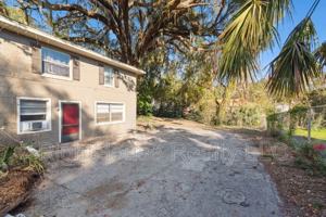 featured image of 420 Euclid Avenue #2