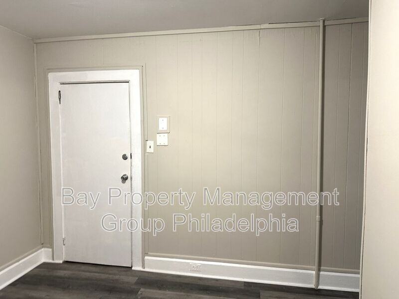 425 Highland Ave #A - Photo 4 of 27