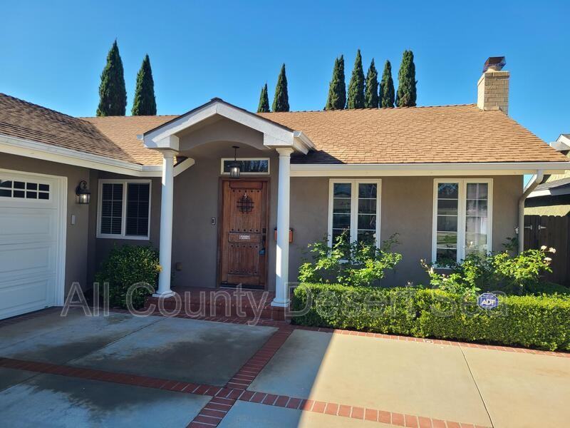 17821 San Leandro Ln - Photo 2 of 19