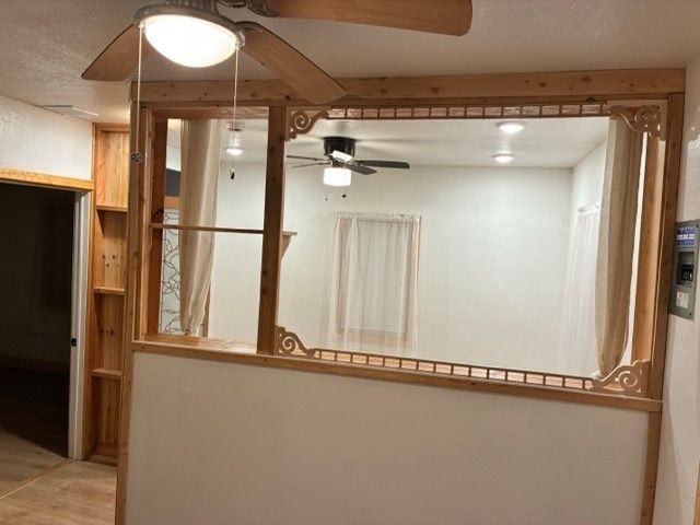 1320 Woolner Ave - Photo 5 of 27