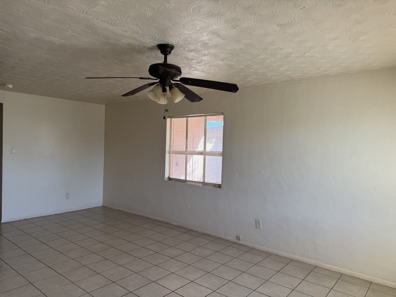 2914 Solano Drive South - Photo 4 of 19