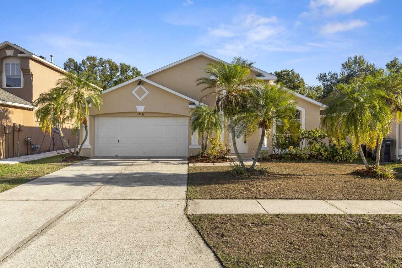 10226 Charleston Corner Road - Photo 2 of 27