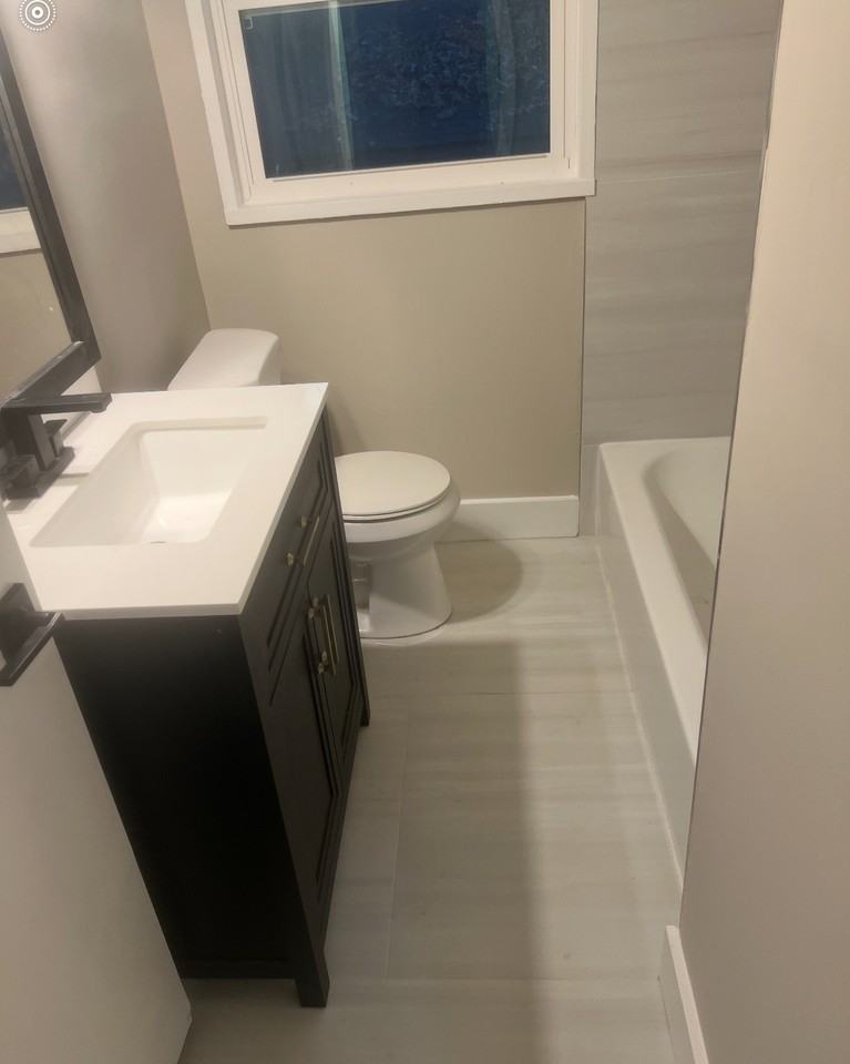 745 Yale Place Southwest - Photo 3 of 4