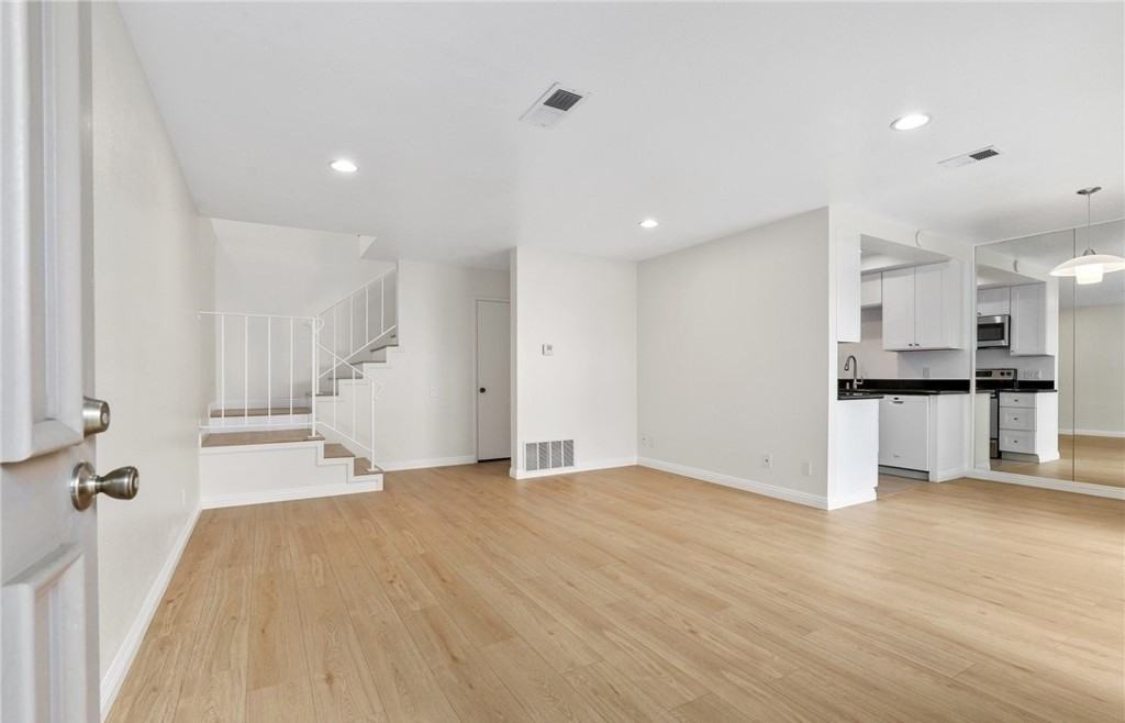 16925 Kemerton Place - Photo 3 of 25