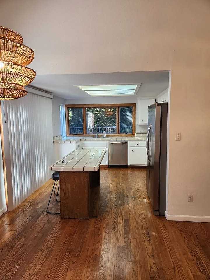 1723 Calaveras Drive - Photo 3 of 10