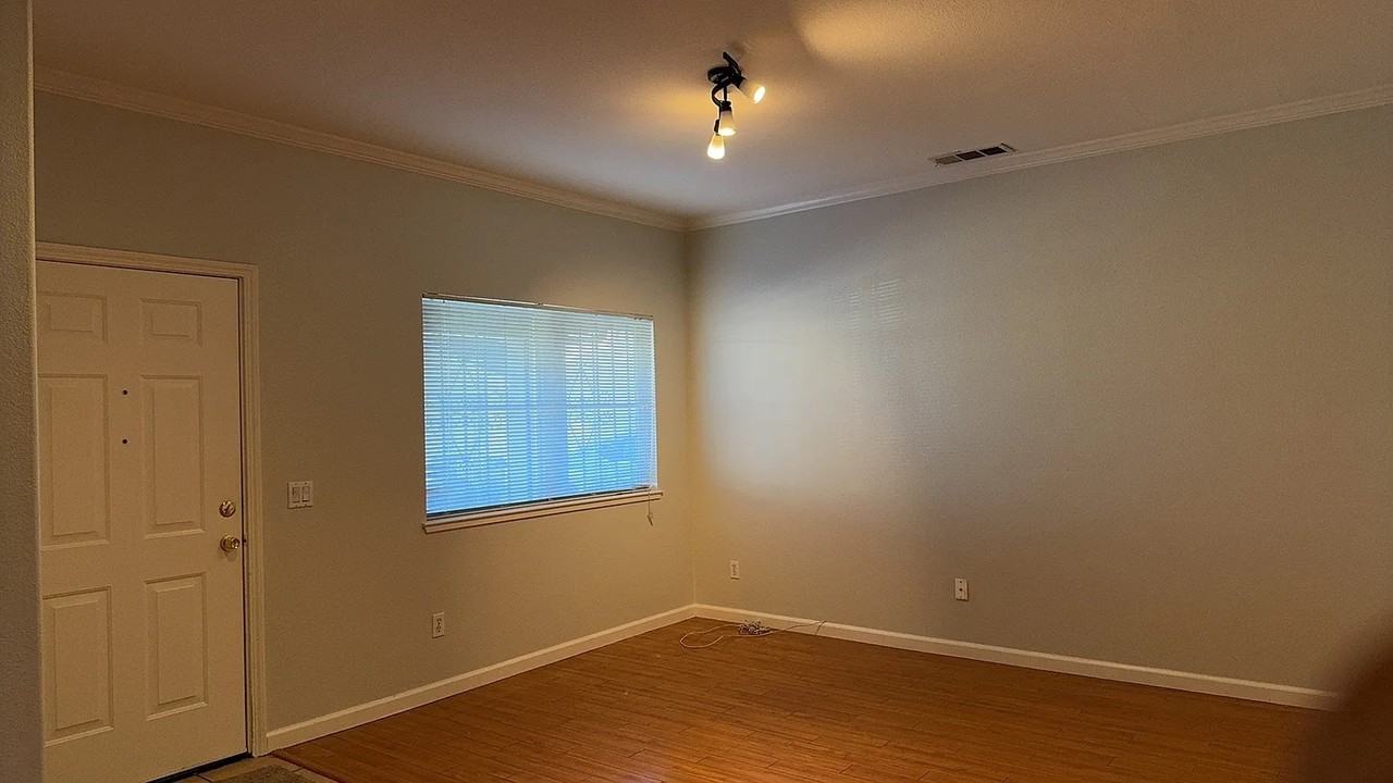 17 Caina Court - Photo 3 of 8
