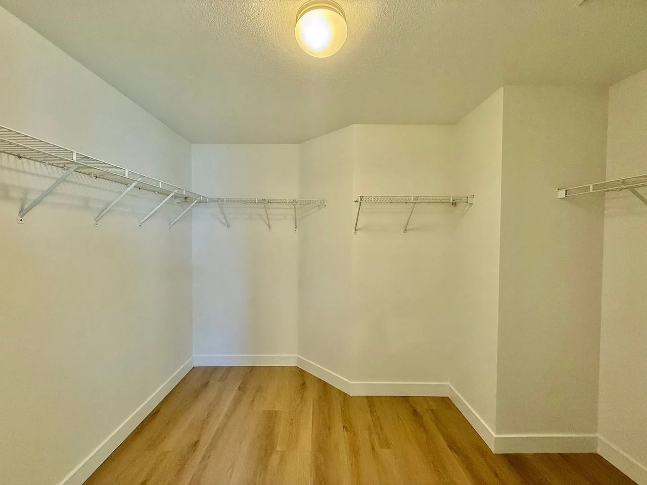 2670 Sadies Court - Photo 3 of 7