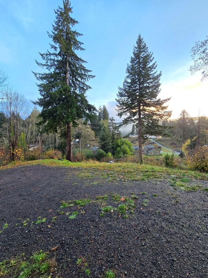 15 N Hillside Dr - Photo 3 of 49