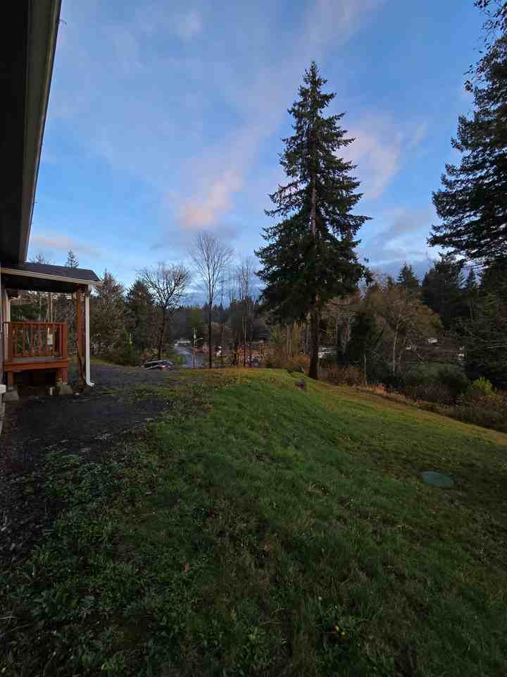 15 N Hillside Dr - Photo 5 of 49