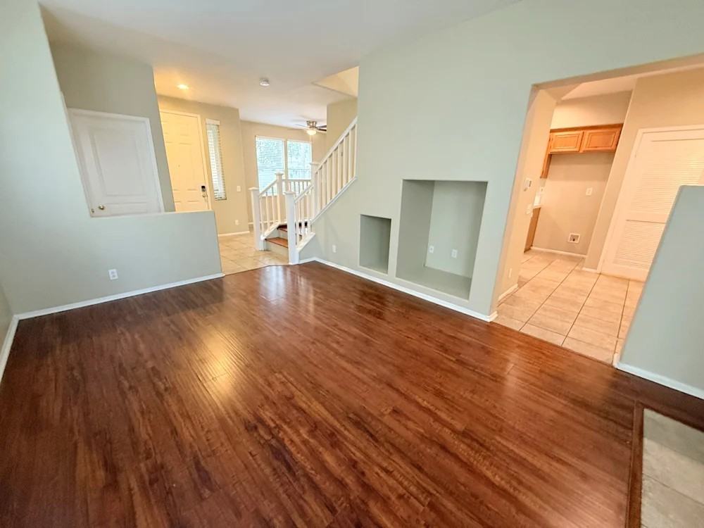 1232 Date Palm Dr - Photo 4 of 17