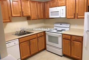 featured image of 550 Belmont Street #38T