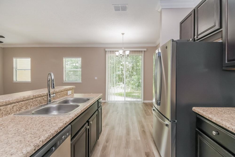 9325 Aplomado Cir - Photo 6 of 16