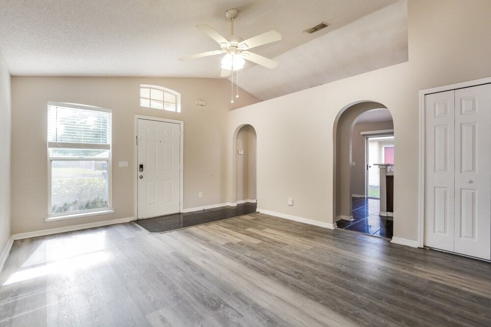 5529 New Cambridge Rd - Photo 6 of 16