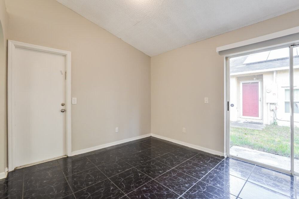 5529 New Cambridge Rd - Photo 7 of 16