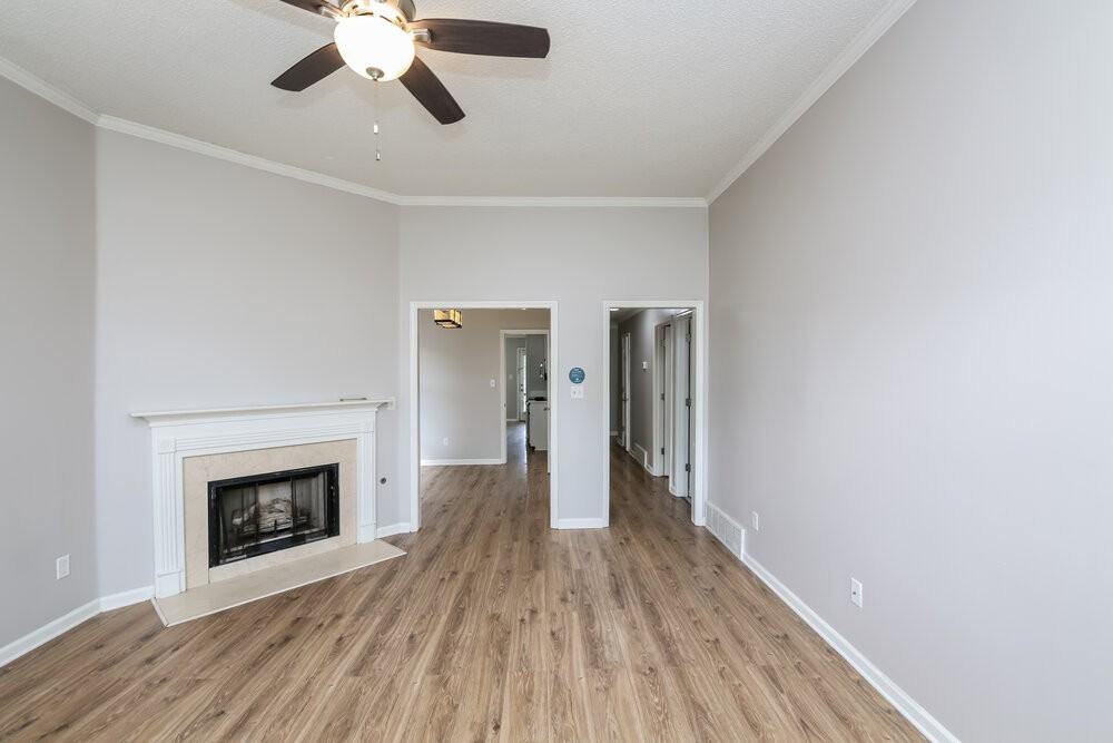 2219 Lake Hill Court - Photo 4 of 16