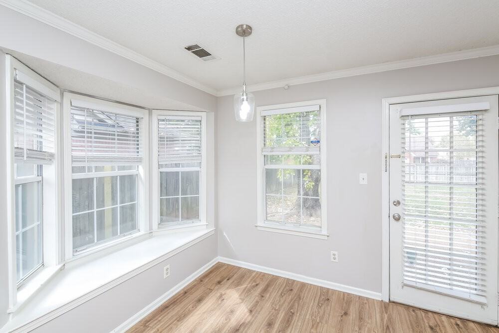 2219 Lake Hill Court - Photo 6 of 16