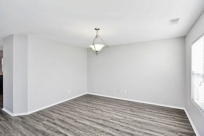 1532 April Knoll Ct - Photo 5 of 31