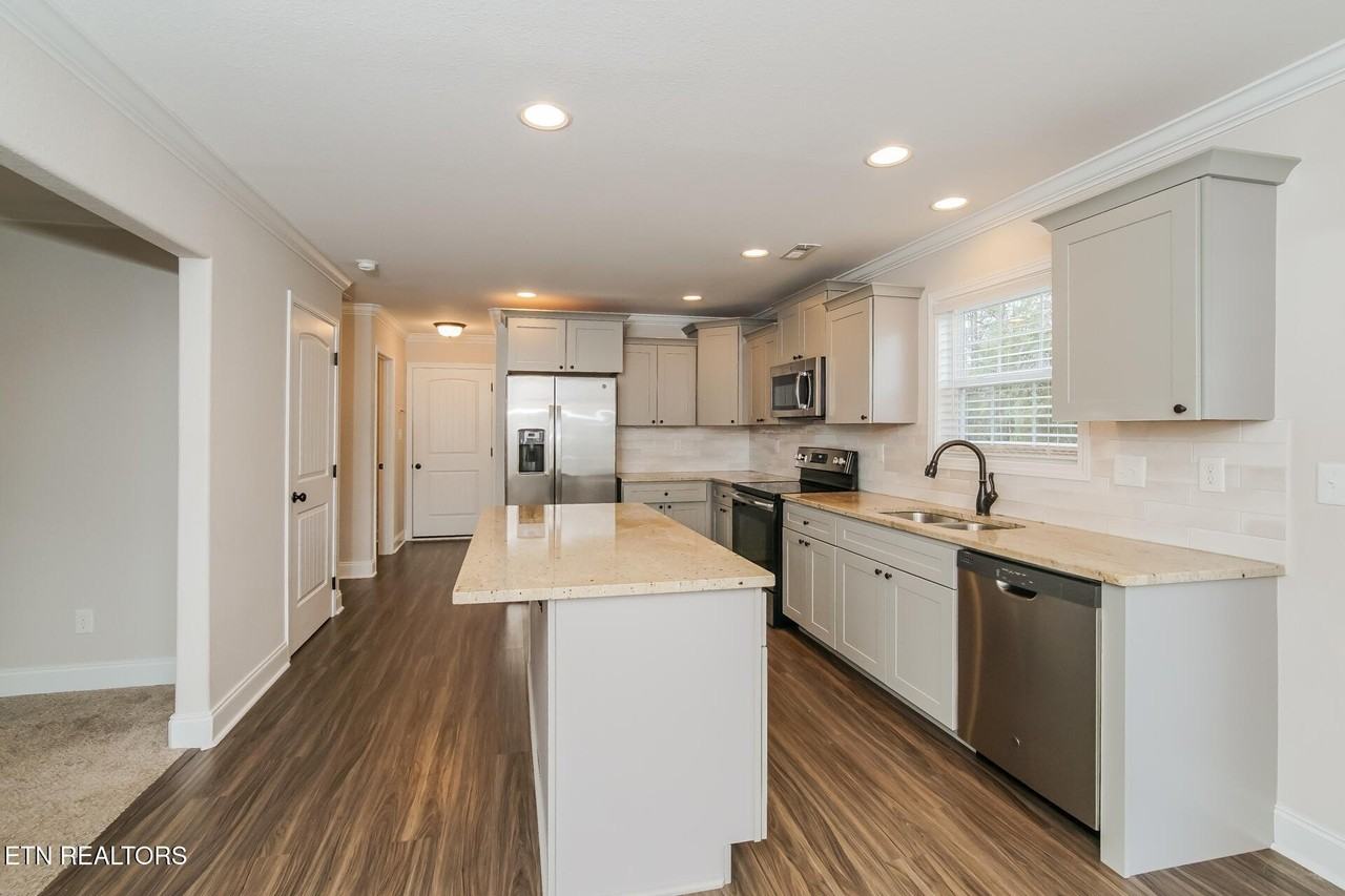 1033 Ruscello Drive - Photo 5 of 24