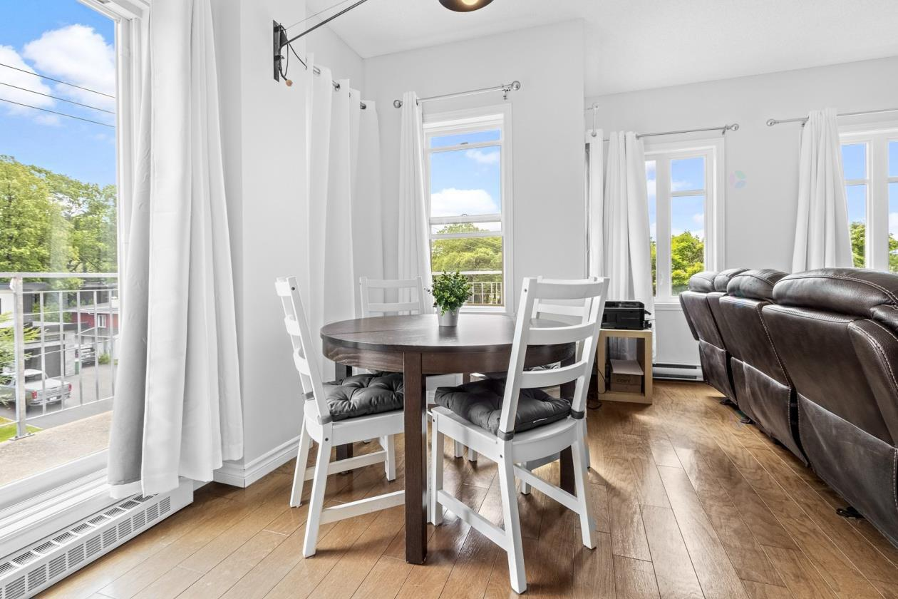 1035 Avenue Myrand #405 - Photo 7 of 22