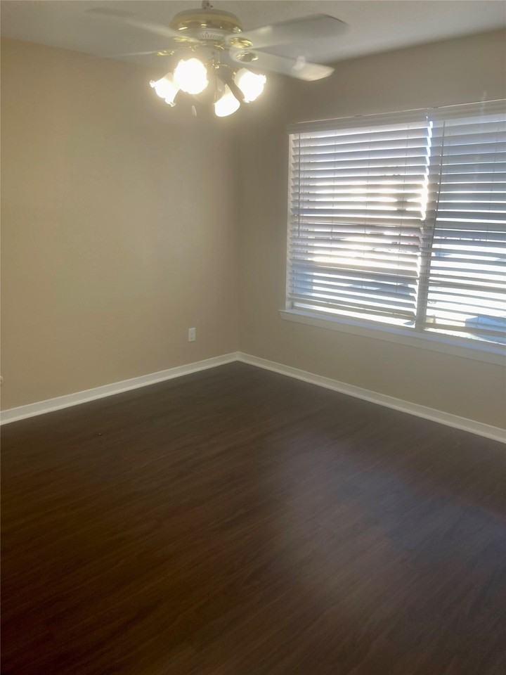 6924 Lasker Drive #6924 - Photo 3 of 11