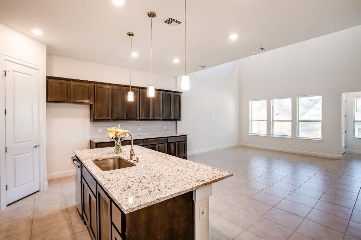 12706 Bloomington Dr #12706 - Photo 4 of 18