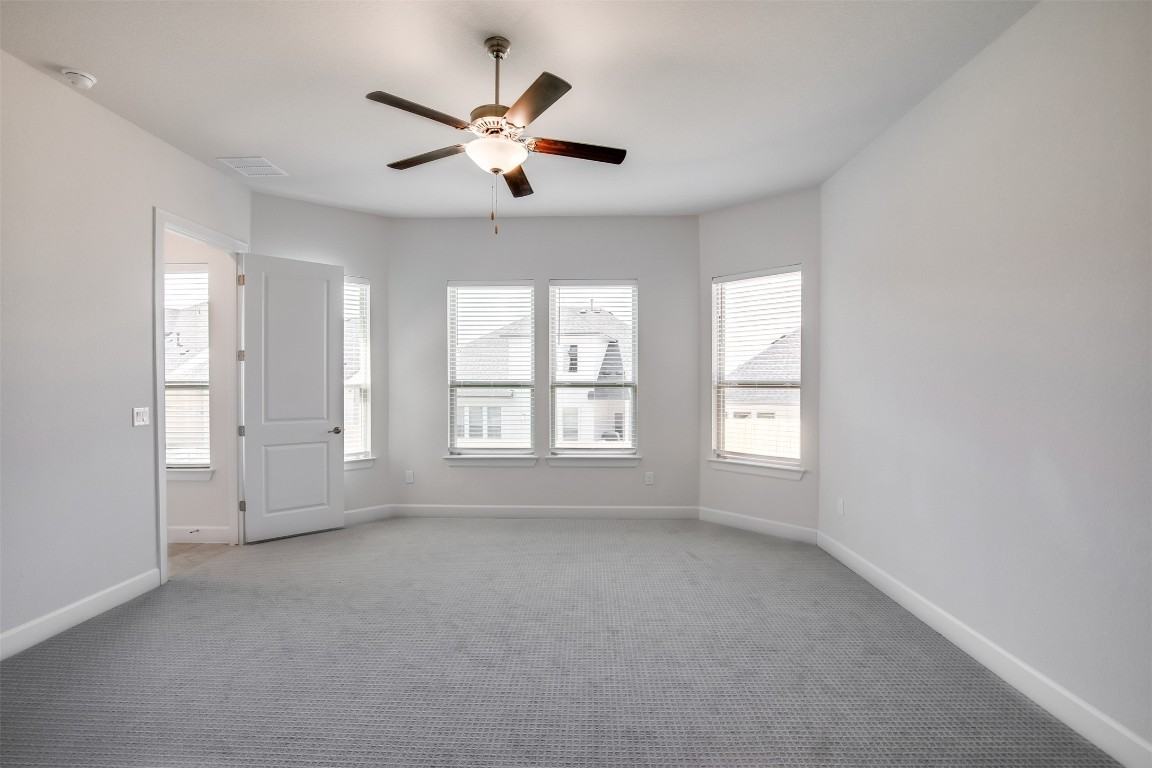 12706 Bloomington Dr #12706 - Photo 7 of 18