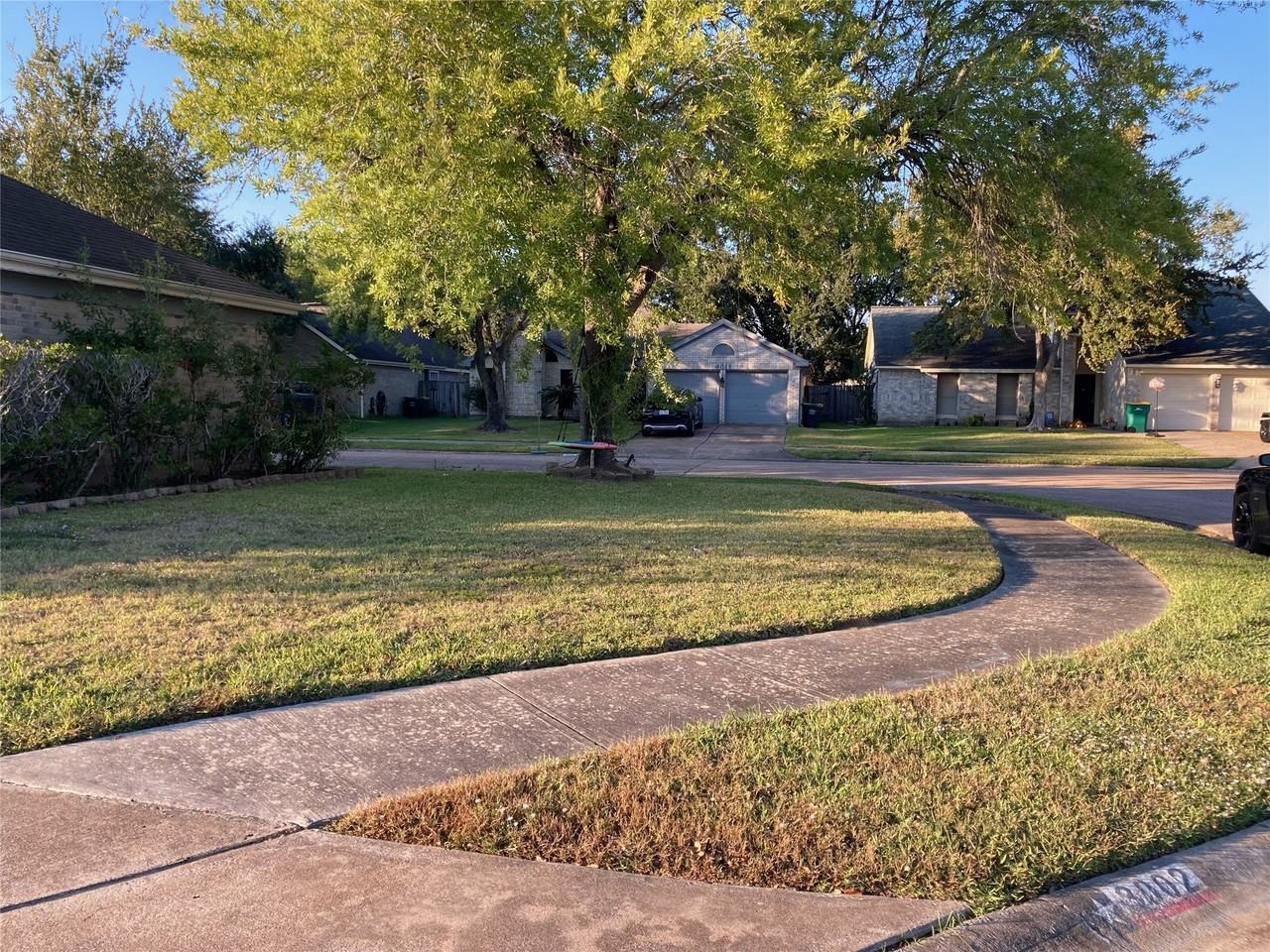 3002 Avanti Ct #3002 - Photo 2 of 12