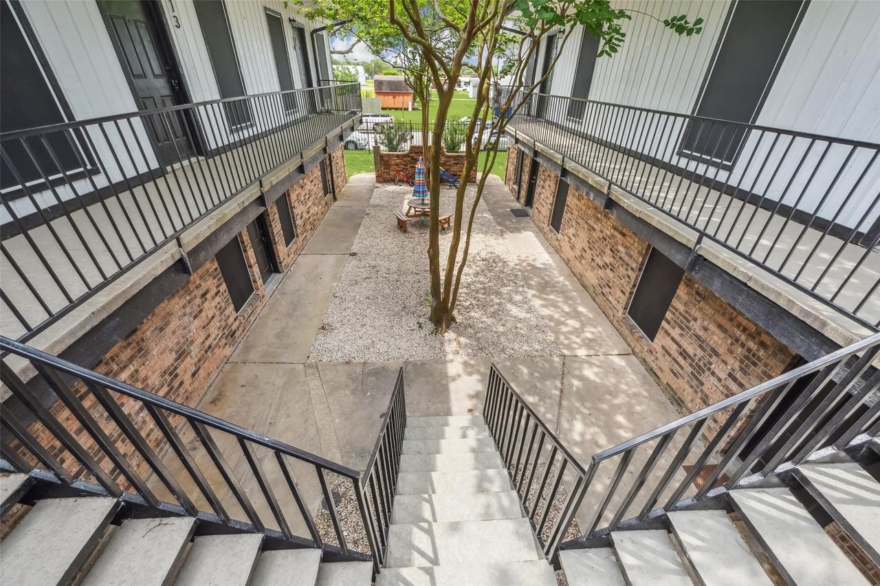 910 7th Ave N #910-5 - Photo 6 of 12