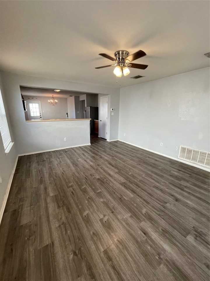 6605 Plains Crest Dr #6605 - Photo 5 of 11