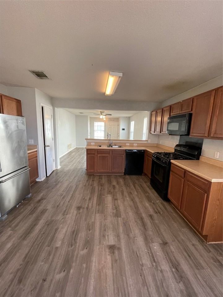 6605 Plains Crest Dr #6605 - Photo 7 of 11