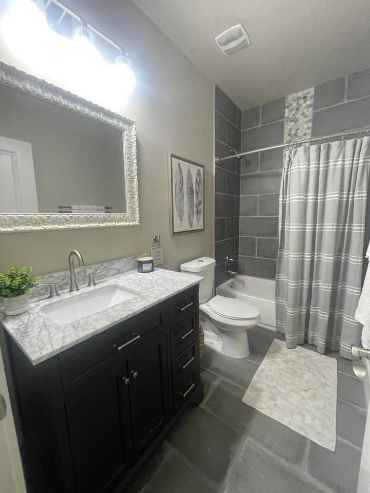 105 1st St #105 - Photo 6 of 50