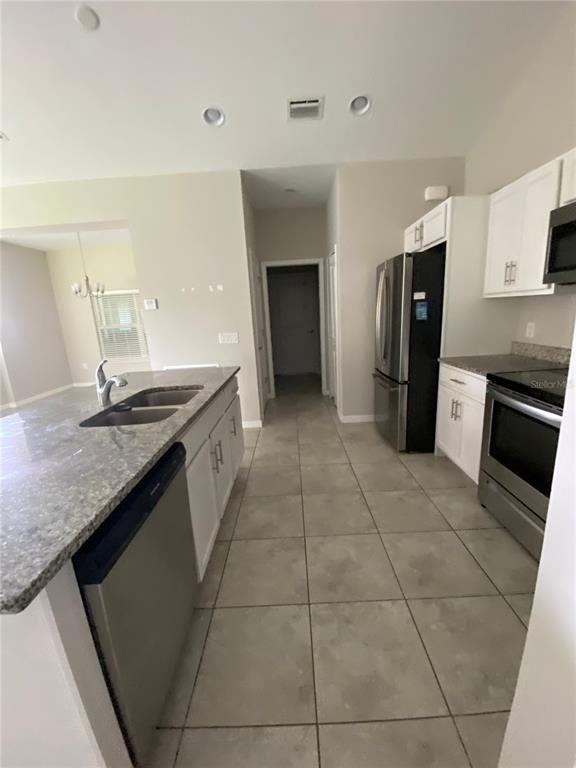 18463 Van Nuys Cir #18463 - Photo 6 of 16