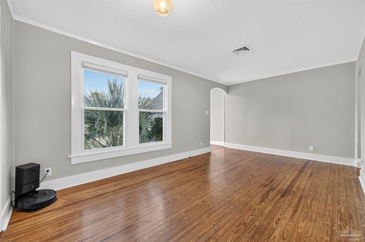 1410 W Gregory St #1410 - Photo 2 of 25