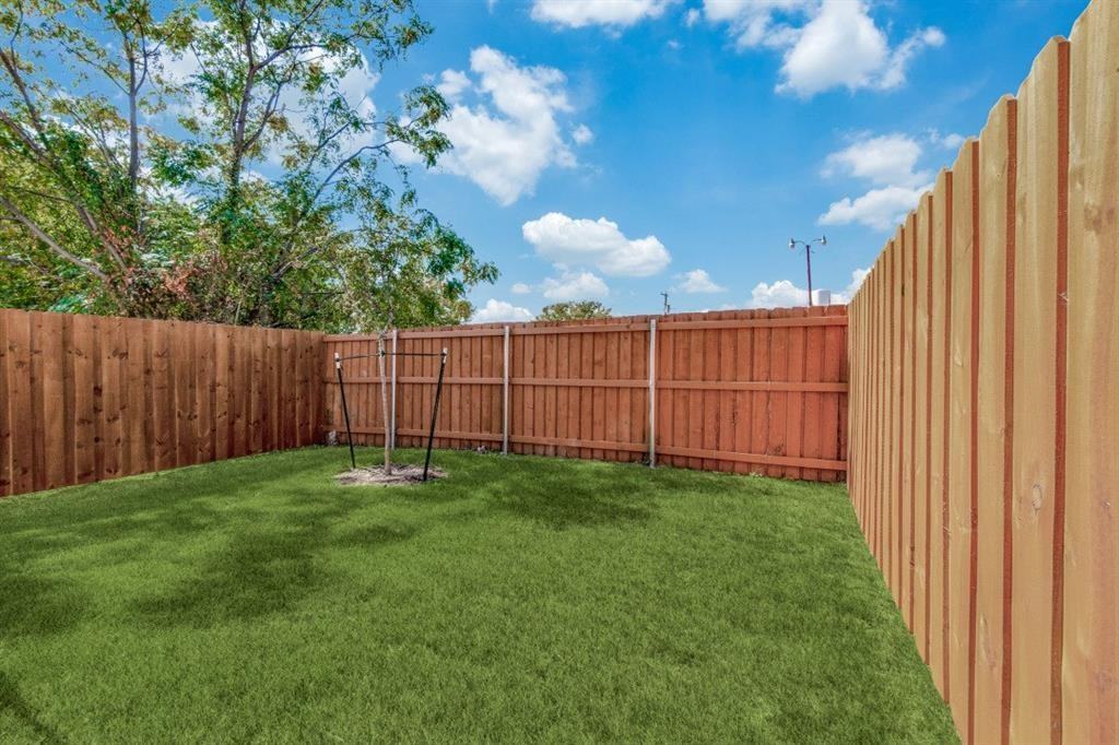 4707 Barry Ave #4707 - Photo 2 of 12