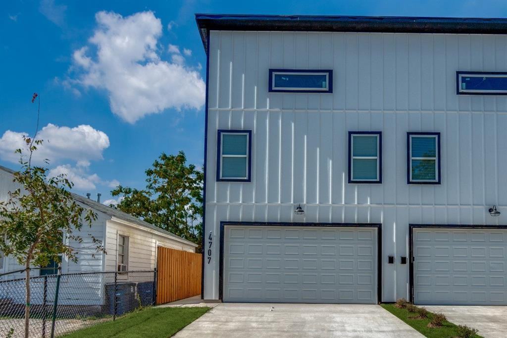 4707 Barry Ave #4707 - Photo 3 of 12