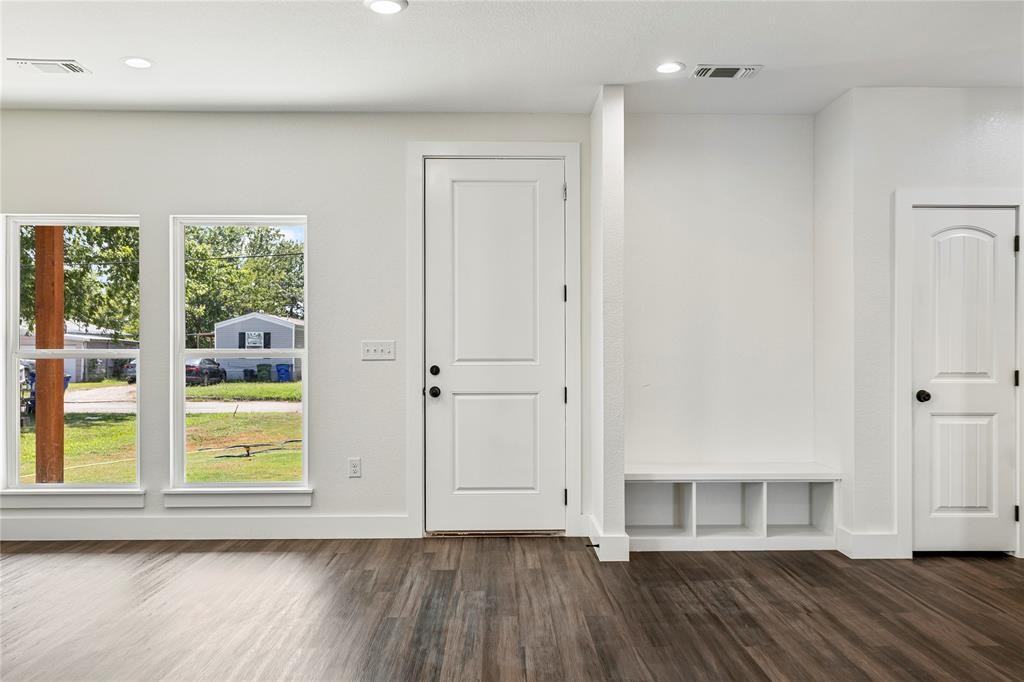 406 Depot Street #406 - Photo 2 of 18