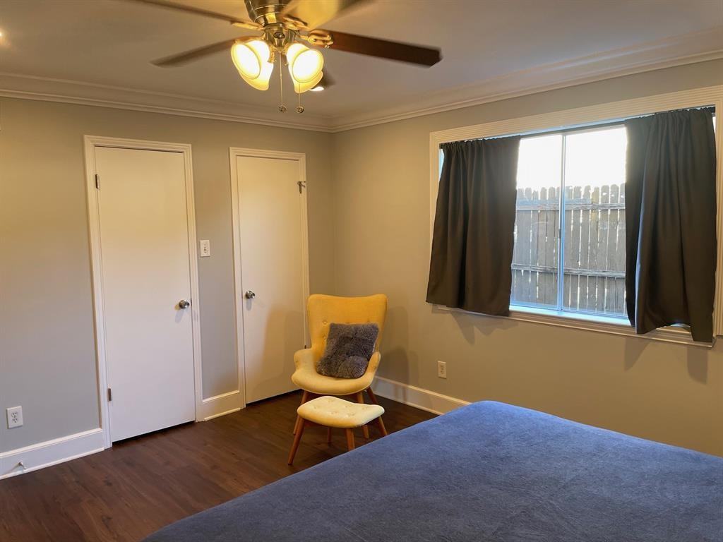 7911 Meadow Park Dr #7911 - Photo 3 of 23