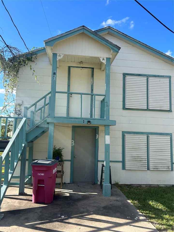 1901 N Avenue G #1901-1 - Photo 7 of 8