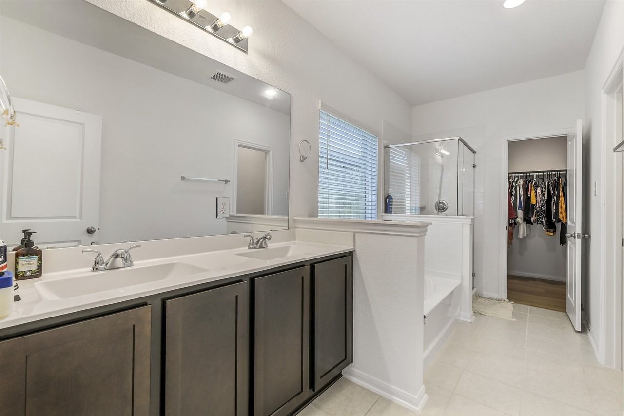 22222 Opa Glen Dr #22222 - Photo 2 of 30