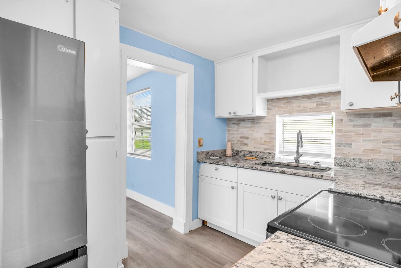 1497 Silver Beach Rd #1497 - Photo 5 of 14