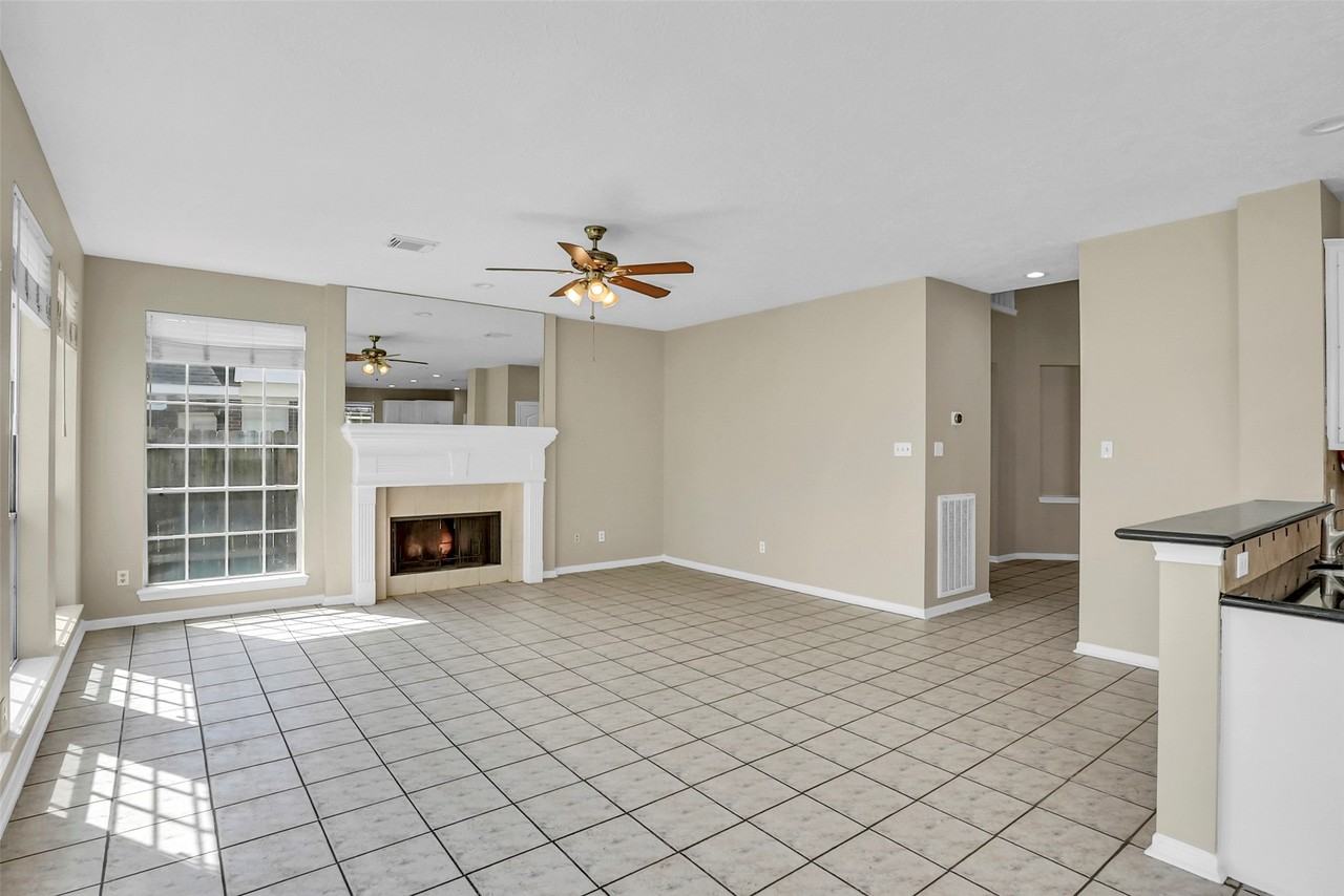 4407 Magnolia Lane #4407 - Photo 4 of 45