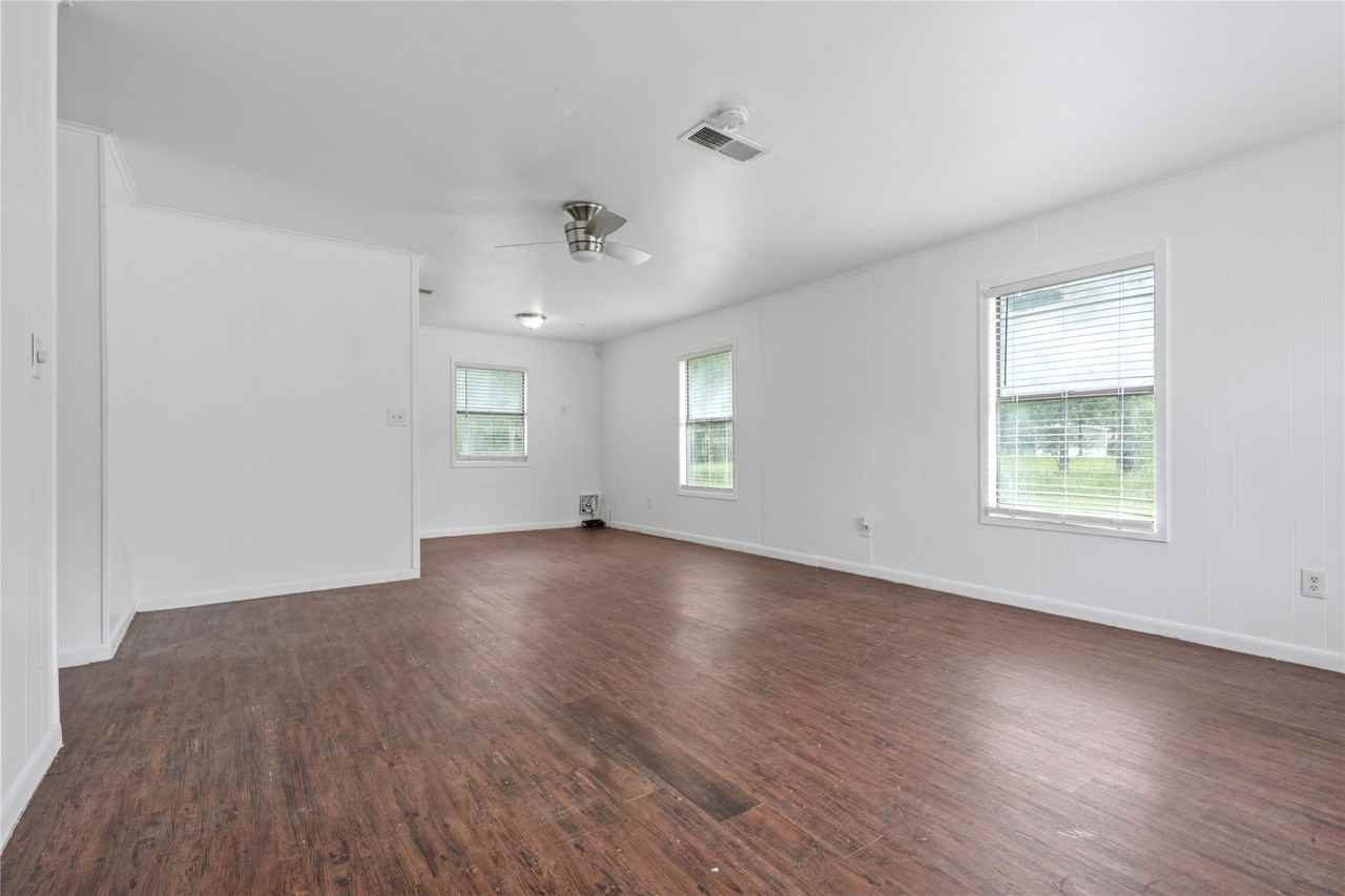 139 Holly Place #139 - Photo 2 of 23