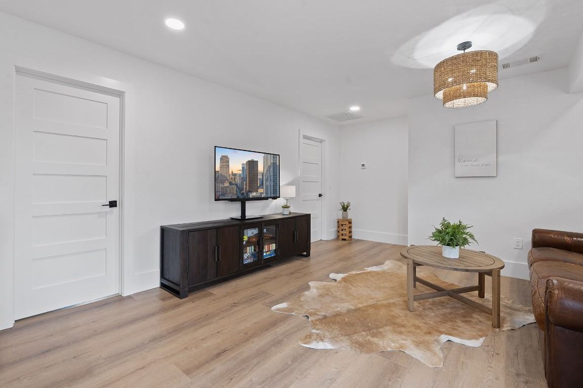 680 S Oak Forest Dr #680 - Photo 2 of 28