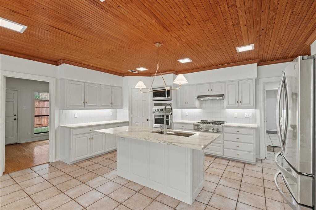 2901 Becket Court #2901 - Photo 2 of 39