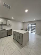 3826 Southwest 107th Avenue - Photo 1 of 1