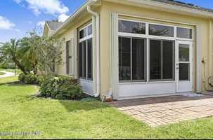 featured image of 3715 Sansome Circle #3715