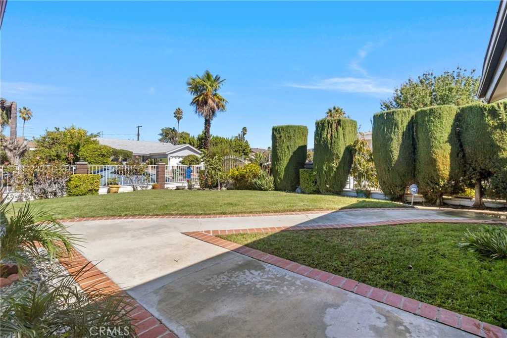 12008 Ratner St #12008 - Photo 2 of 13