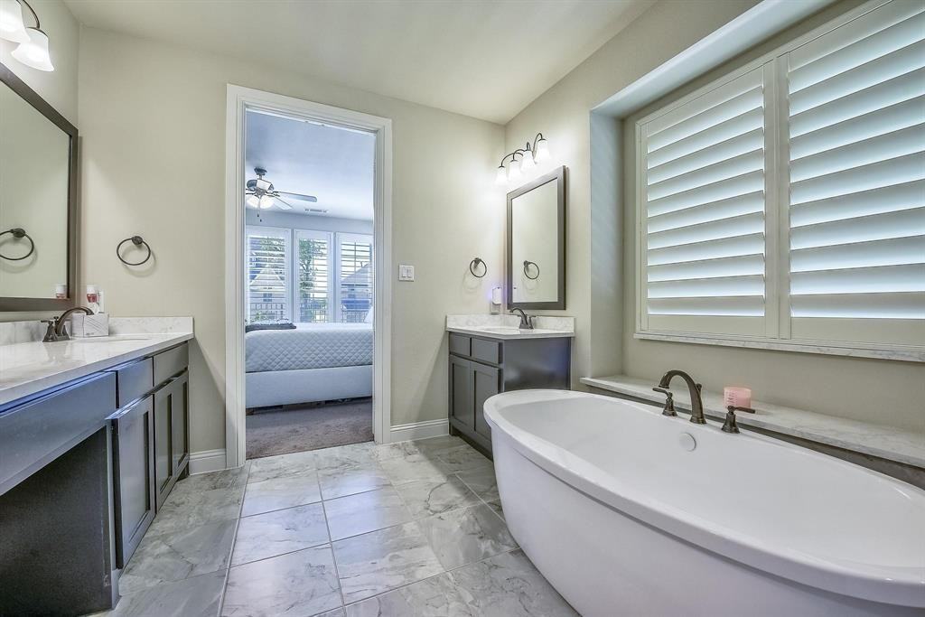 1521 Pirene Alley #1521 - Photo 7 of 40