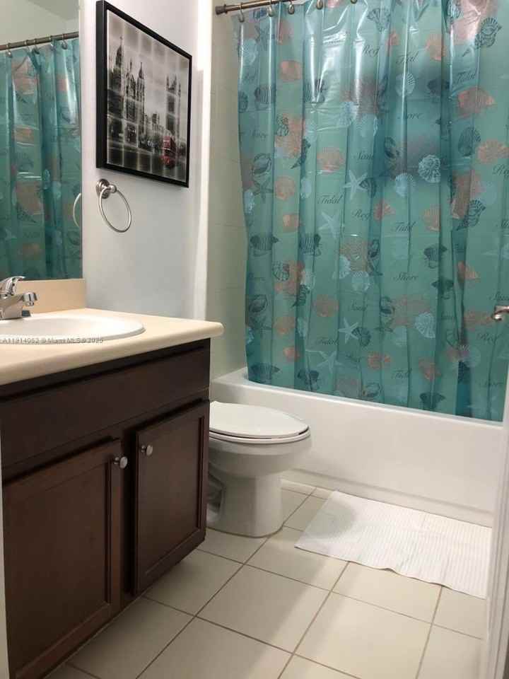 1018 Foster Rd #1018