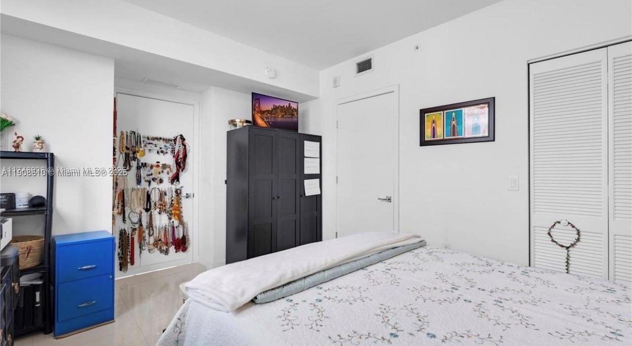 7875 Northwest 107th Avenue